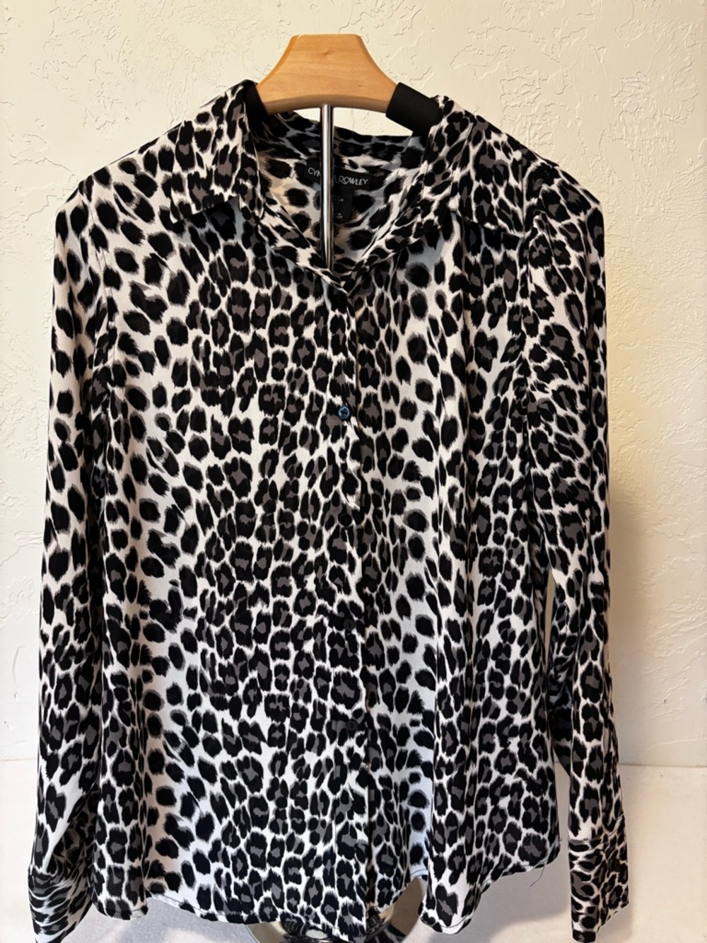 Cynthia Rowley Leopard Print Button Front Blouse Top Size Large